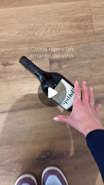 È facile rapire un amante del vino dai! ✨🍷 #winelovers #wine #winelivery